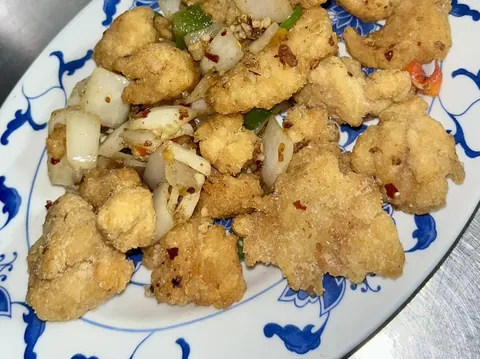 Salt and chilli squid